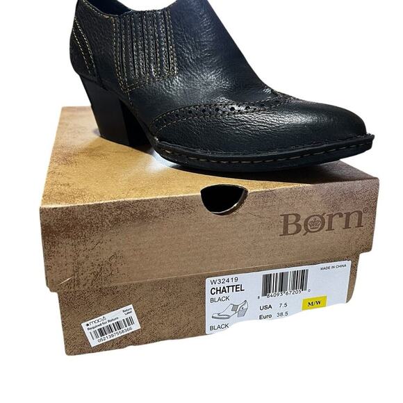 New in BOX-Born Chattel 71/2 women’s black ankle boots - Picture 2 of 11